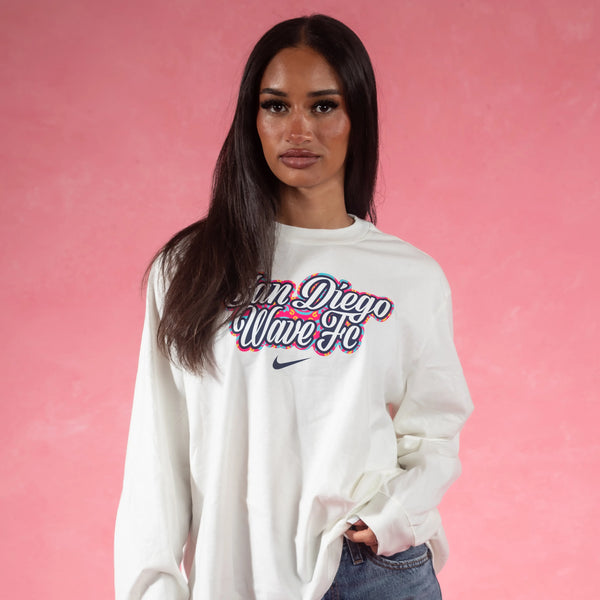 Women's Nike San Diego Wave FC Script Balboa Boxy Long Sleeve Tee